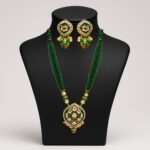 Balusha Antique-Style Green Pendant And Studs