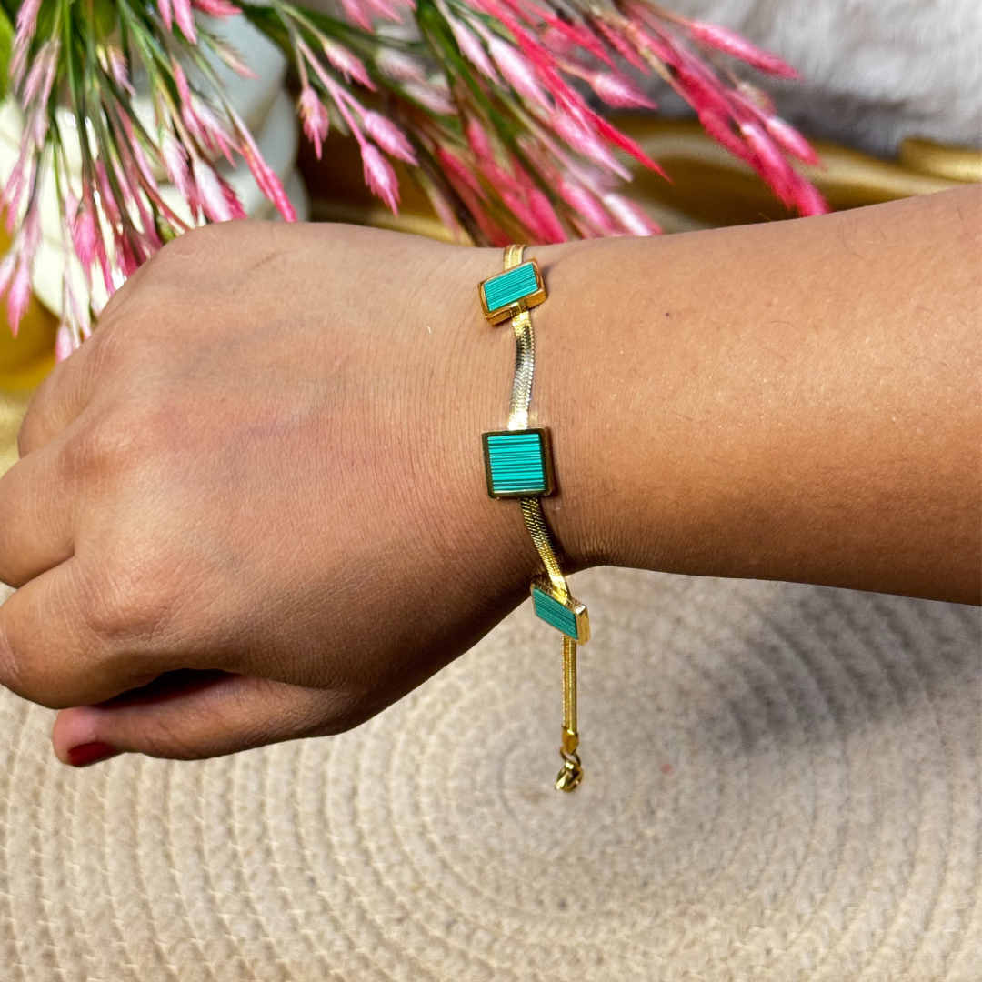 Balusha Timeless Turquoise Gold Bracelet
