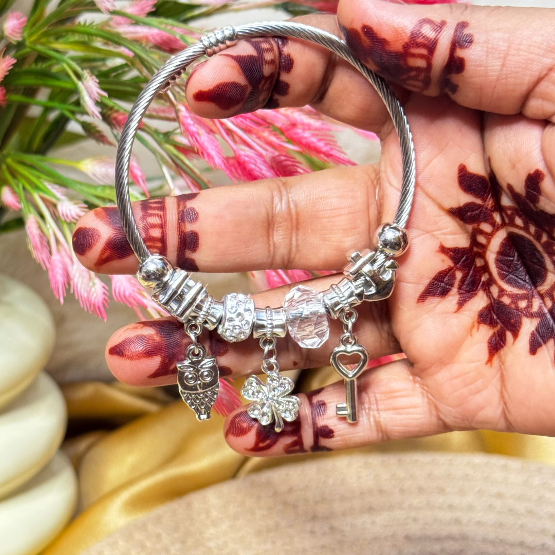 Balusha Elegant Charm Stainless Bracelet - Image 3