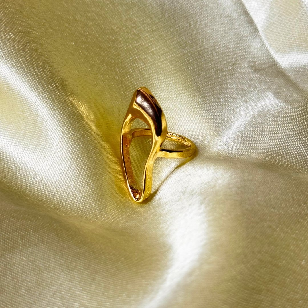 Chic Geometric Accessory