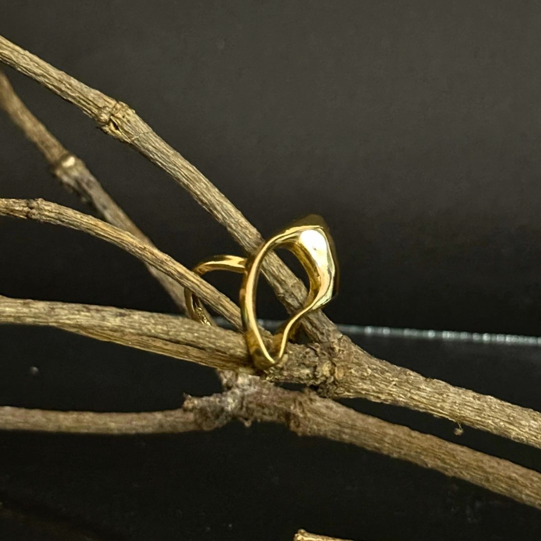 Chic Geometric Accessory - Image 3