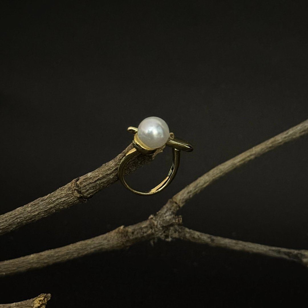 Classic Pearl Ring - Image 3