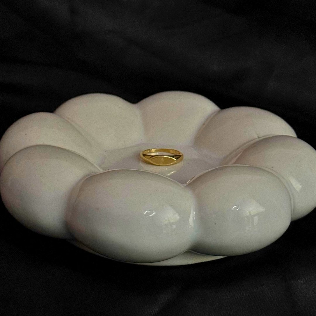 Minimalist Style Ring - Image 4